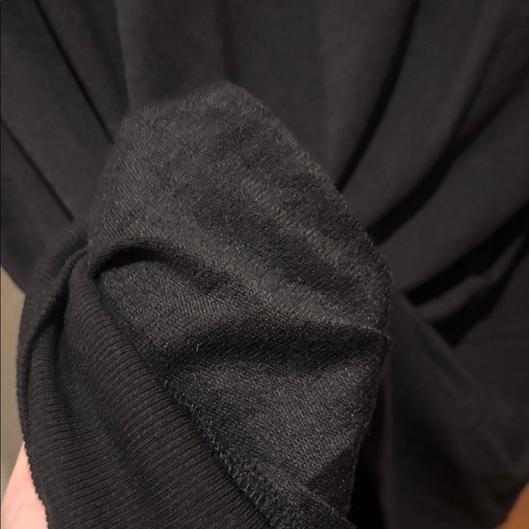 Athleta Black Short Sleeve V-Neck Tee - Picture 6 of 6